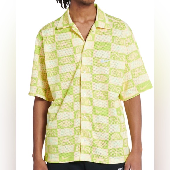 Nike Dri-Fit Shirt Spring Beach Short Sleeve DV0041-294 Men’s Size: Small NWT XS - Picture 1 of 3